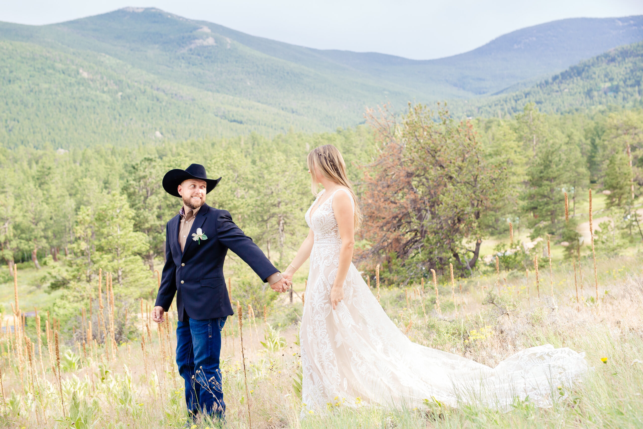 Colorado Cowboy Wedding | Beth Photography | Boulder County