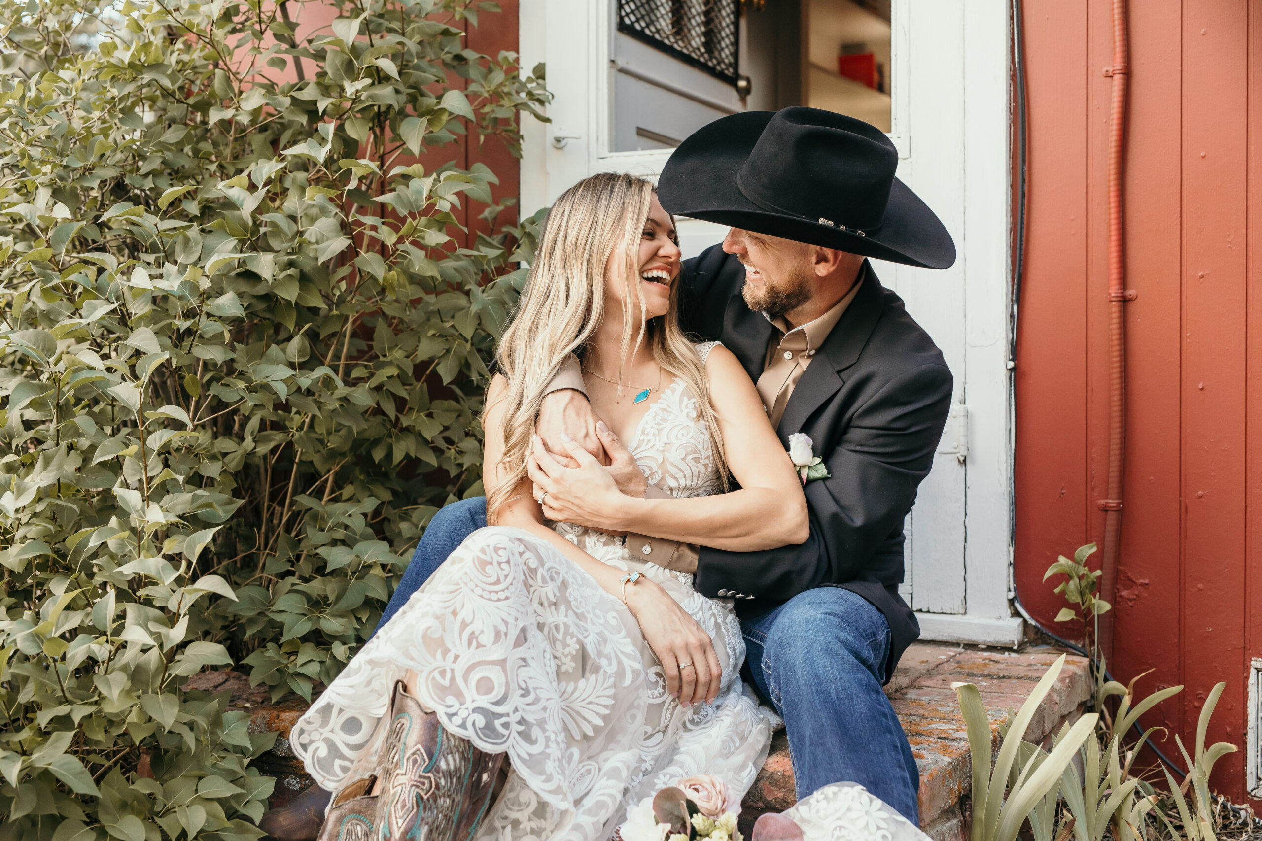 cowboy bride and groom wedding | Beth Photography | Boulder County